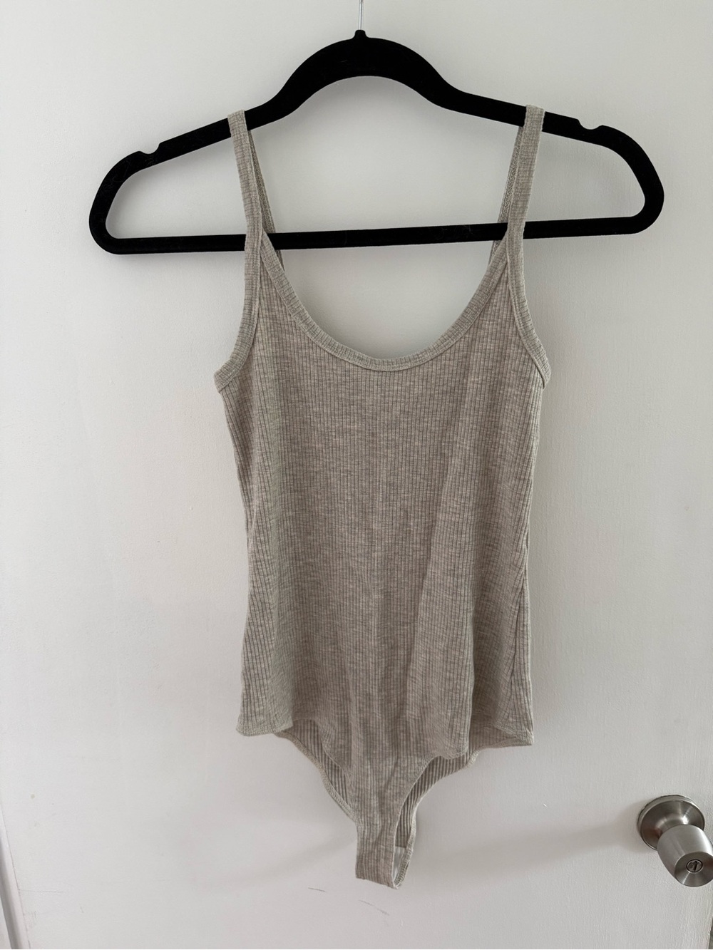 Reformation Ribbed Scoop Neck Bodysuit Size M